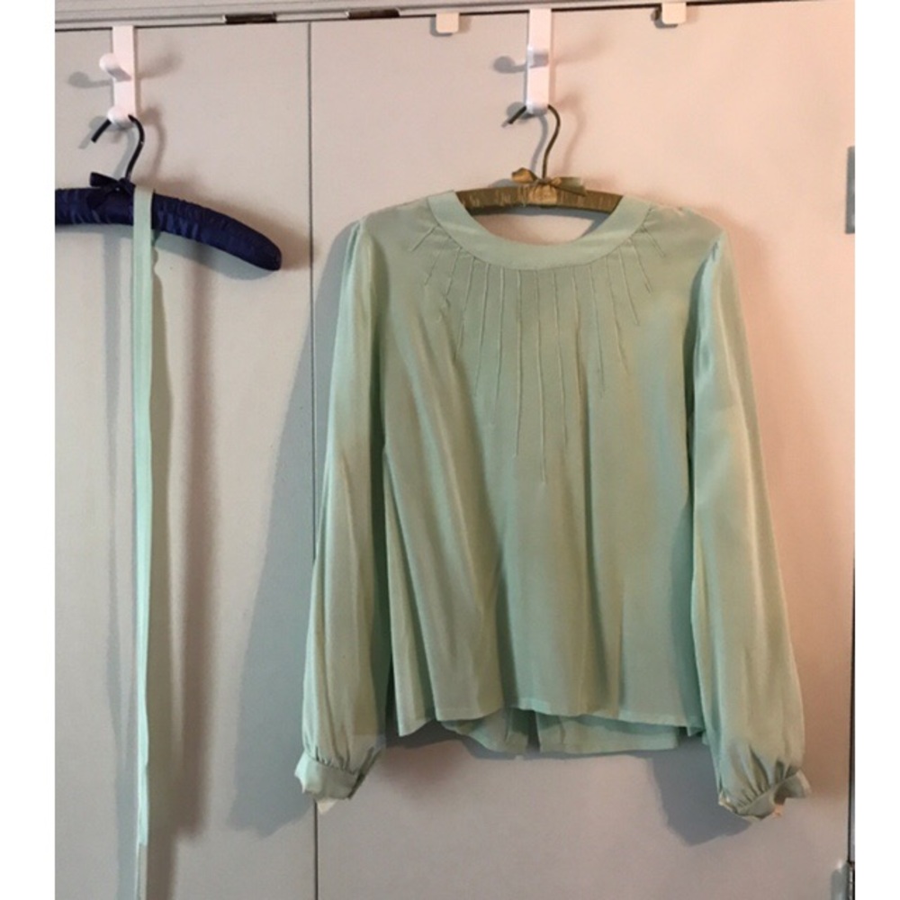 Vintage Damae Paris Silk Mint Green Blouse